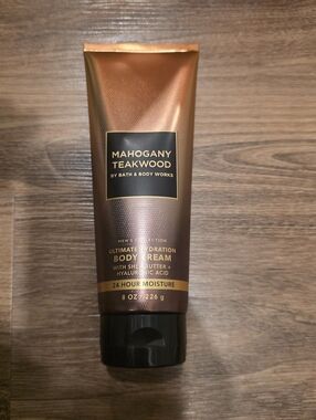Bath & Body Works Mahogany Teakwood Body Cream